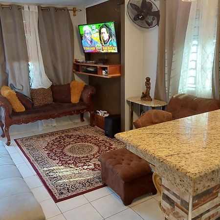 Zipcode Hideaway Guesthouse 波特莫尔 外观 照片