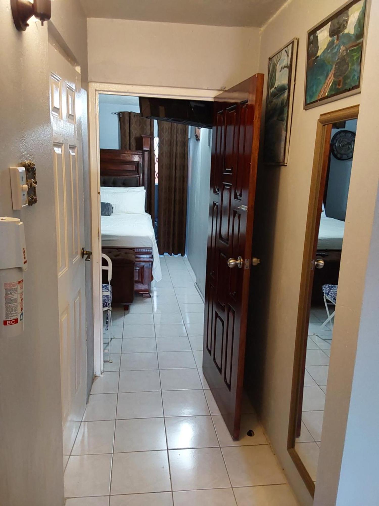 Zipcode Hideaway Guesthouse 波特莫尔 外观 照片